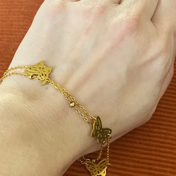 Gold Toned double-strand Butterfly Anklet - Picture 9 of 9